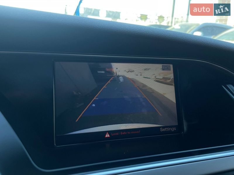 Седан Audi A4 2013 в Києві