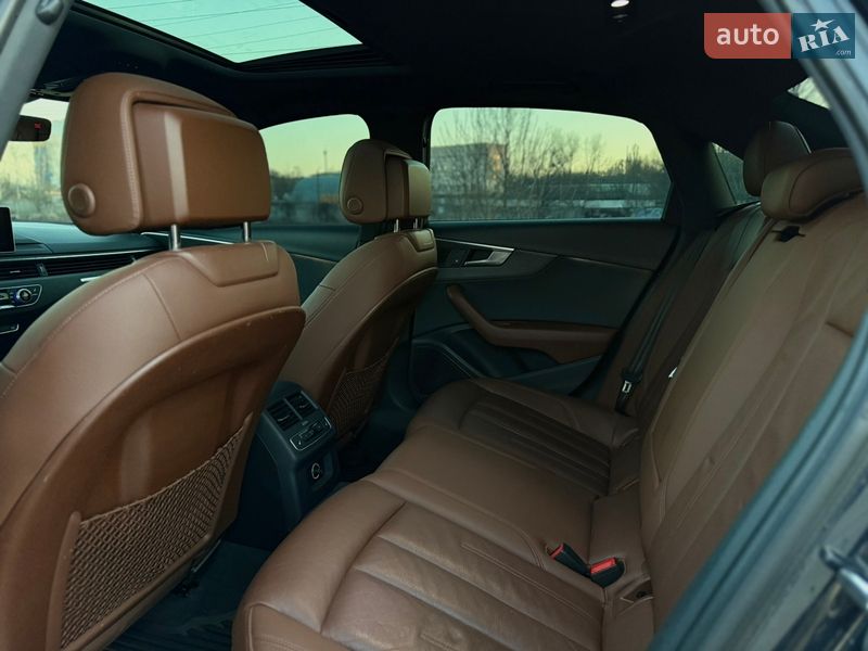 Седан Audi A4 2016 в Полтаві