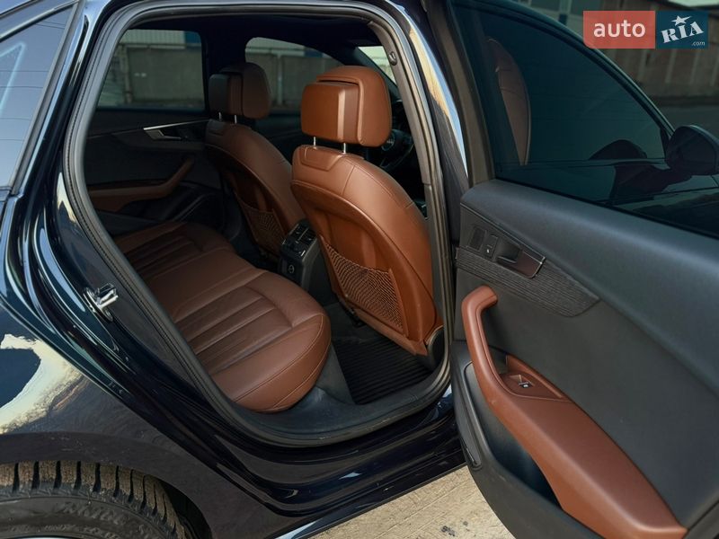 Седан Audi A4 2016 в Полтаві