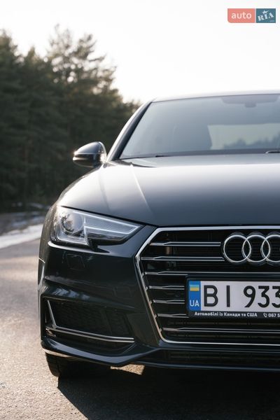 Седан Audi A4 2019 в Кременчуге