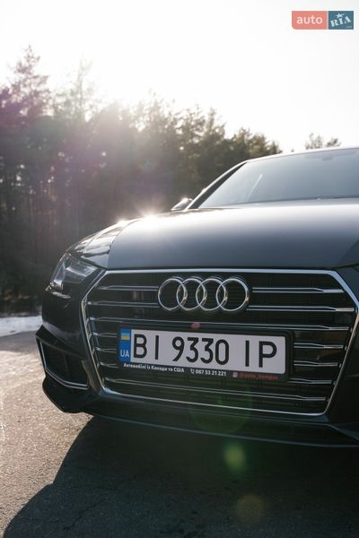 Седан Audi A4 2019 в Кременчуге