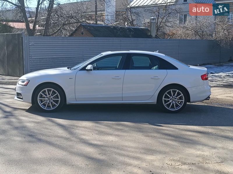 Седан Audi A4 2015 в Харькове