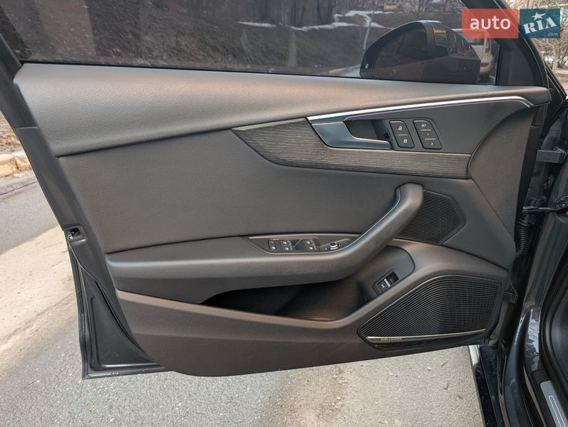 Седан Audi A4 2016 в Києві фото 32 Седан Audi A4 2016 в Києві