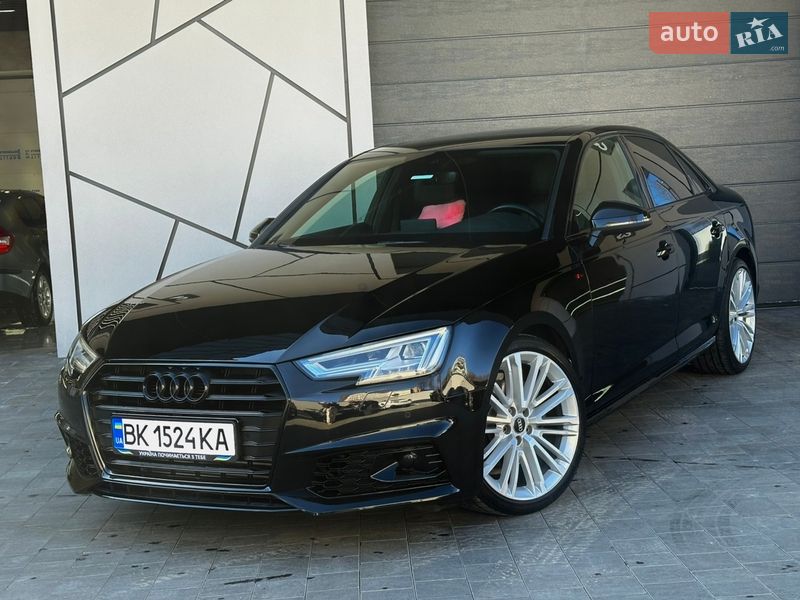 Седан Audi A4 2017 в Рівному