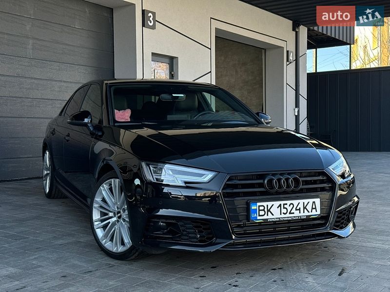 Седан Audi A4 2017 в Рівному