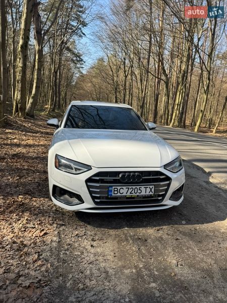 Седан Audi A4 2021 в Львове