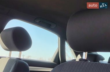 Седан Audi A4 2006 в Хороле