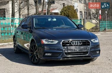 Седан Audi A4 2012 в Валках