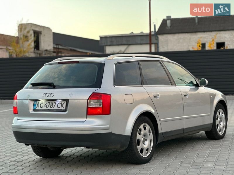Универсал Audi A4 2001 в Нововолынске
