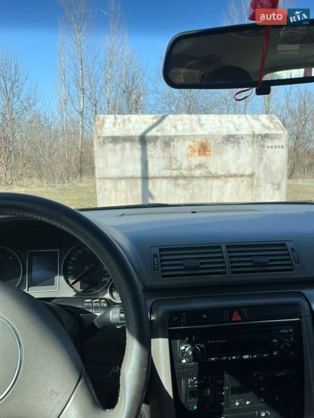 Универсал Audi A4 2001 в Нововолынске