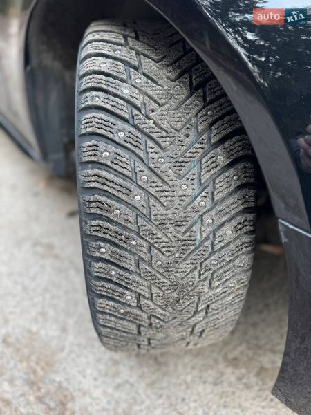 Седан Audi A4 2014 в Винниках