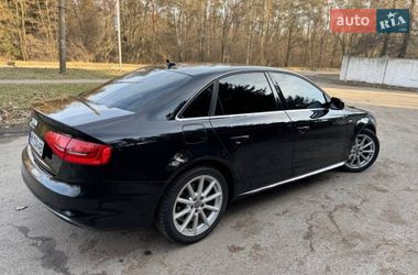 Седан Audi A4 2014 в Винниках