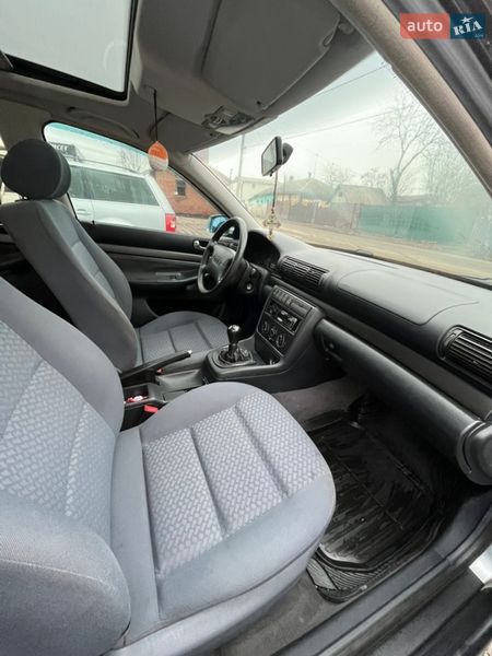 Седан Audi A4 1997 в Люботине
