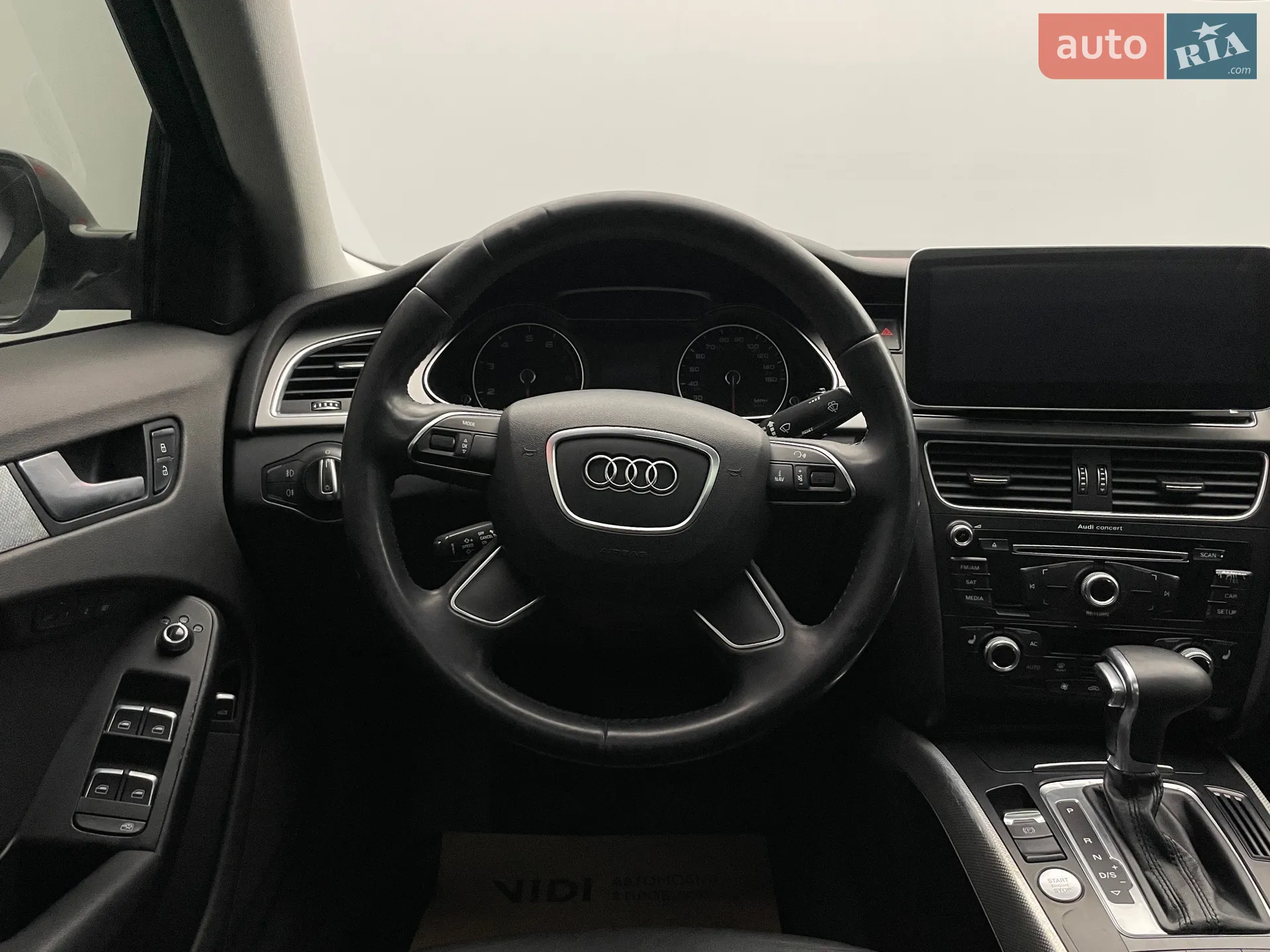 2013 Audi A4 - мініатюра 13