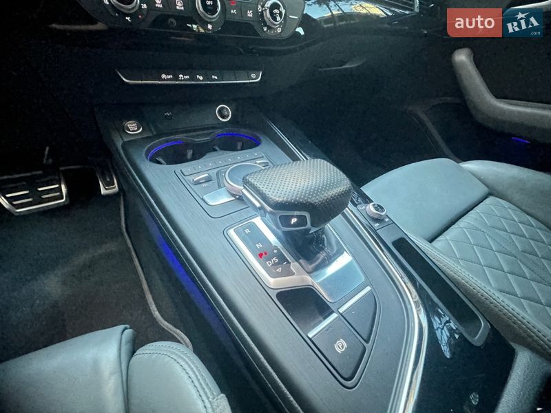 Седан Audi A4 2018 в Броварах