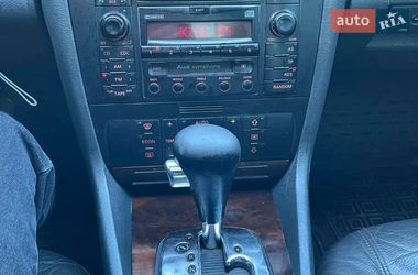 Седан Audi A4 2000 в Виннице