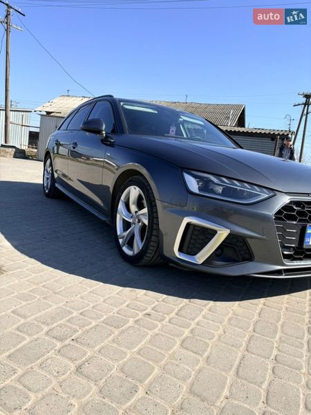 Универсал Audi A4 2020 в Старом Самборе
