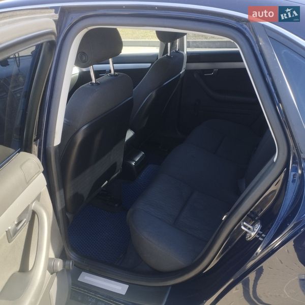 Седан Audi A4 2007 в Староконстантинове