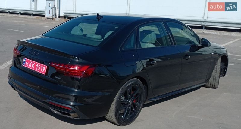 Седан Audi A4 2023 в Киеве