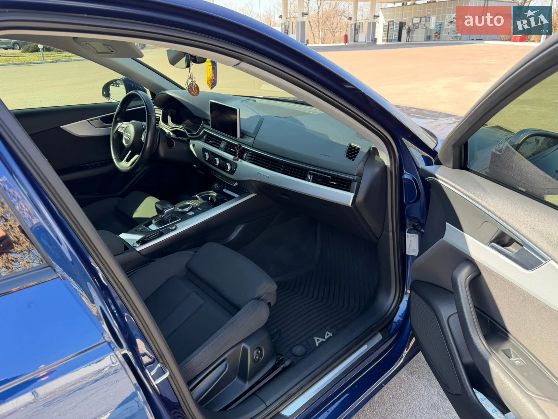 2017 Audi A4 - мініатюра 3