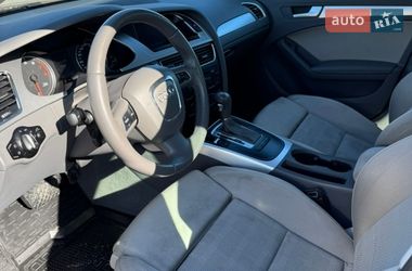 Седан Audi A4 2010 в Буче
