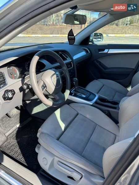 Седан Audi A4 2010 в Буче