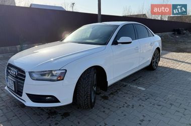 Седан Audi A4 2013 в Вижнице