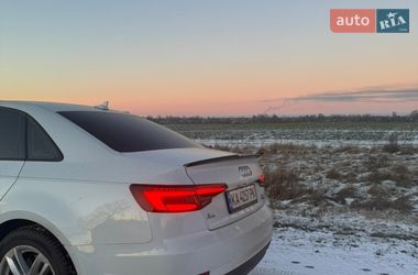 Седан Audi A4 2017 в Киеве