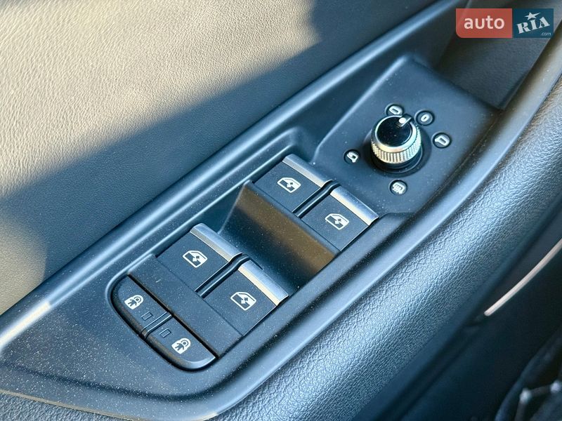 Седан Audi A4 2021 в Харькове