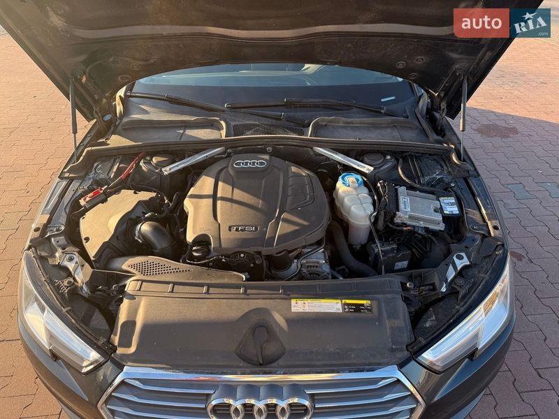 Седан Audi A4 2017 в Ровно