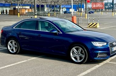 Седан Audi A4 2016 в Львові