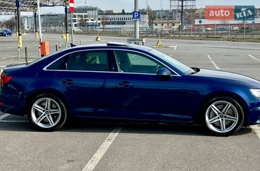 Седан Audi A4 2016 в Львові
