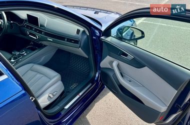 Седан Audi A4 2016 в Львові