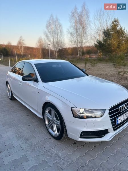 Седан Audi A4 2015 в Тернополе