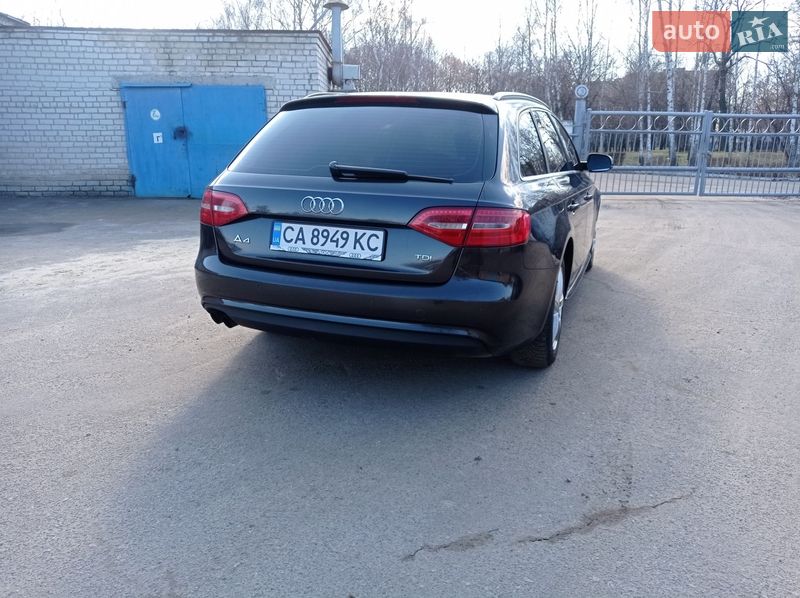 Универсал Audi A4 2012 в Черкассах