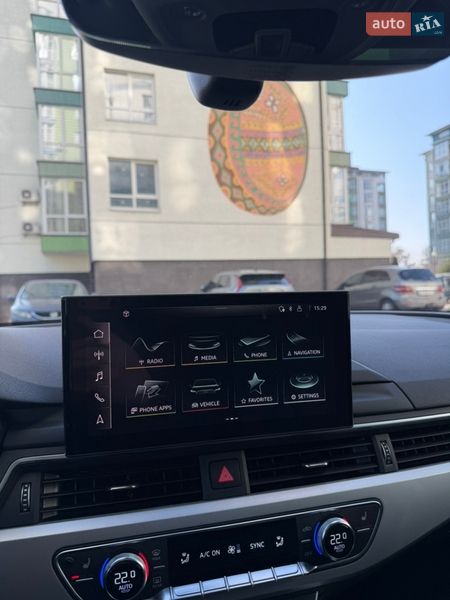 Седан Audi A4 2020 в Ивано-Франковске