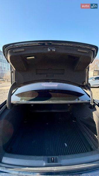 Седан Audi A4 2011 в Киеве