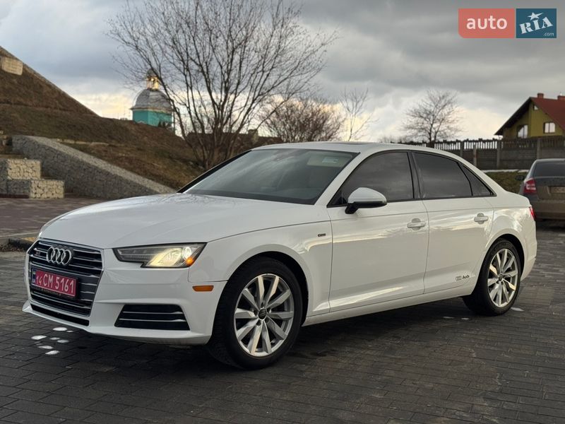 Седан Audi A4 2017 в Львове