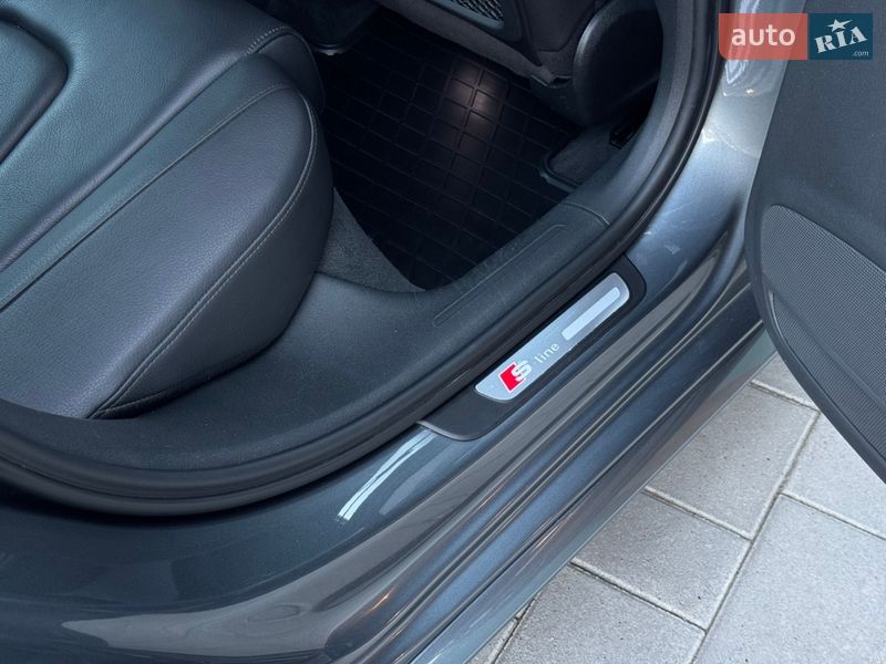 Седан Audi A4 2015 в Луцке