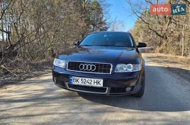 Универсал Audi A4 2002 в Костополе