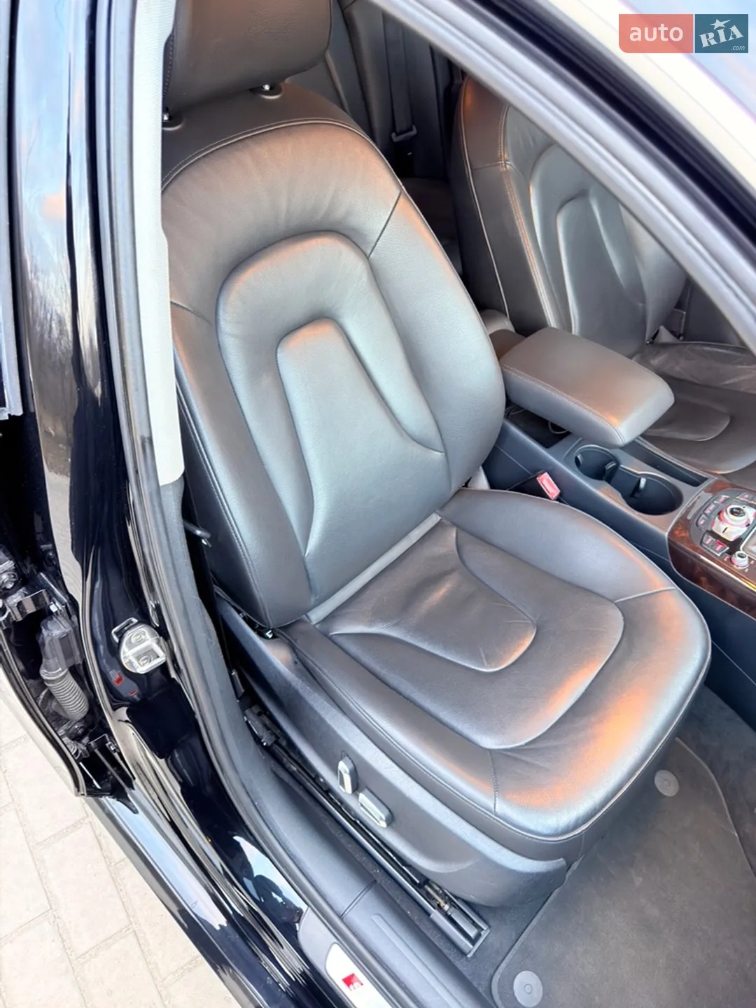 2015 Audi A4 - мініатюра 43