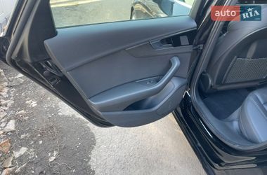 Седан Audi A4 2021 в Ровно