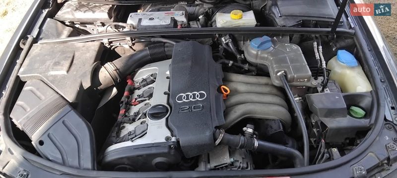 Седан Audi A4 2001 в Глыбокой