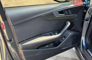 Седан Audi A4 2017 в Виннице
