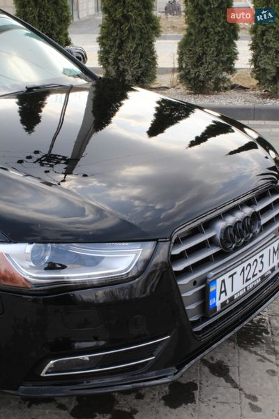Седан Audi A4 2015 в Ивано-Франковске