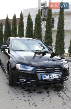 Седан Audi A4 2015 в Ивано-Франковске