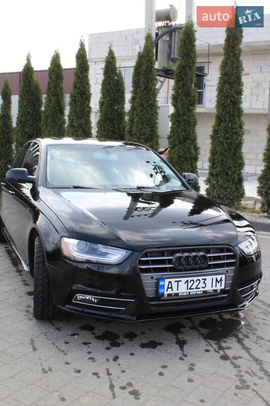 Седан Audi A4 2015 в Ивано-Франковске