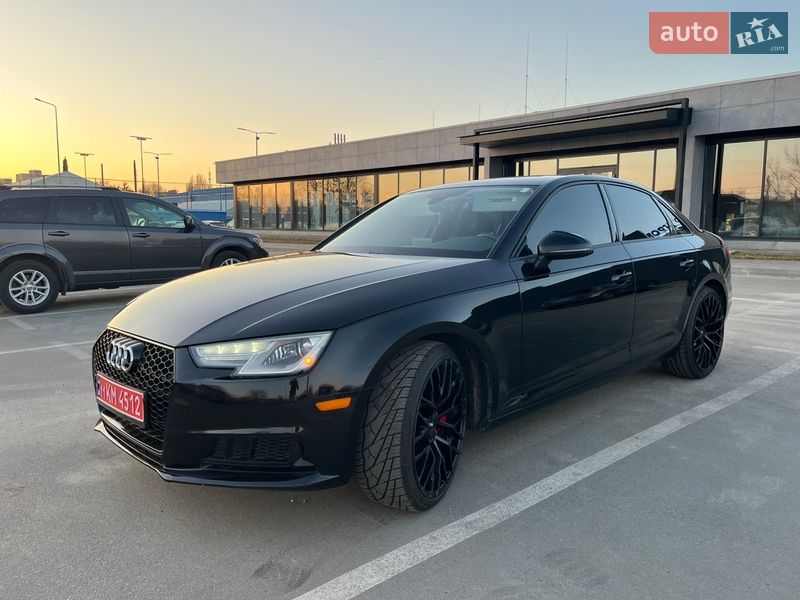 Седан Audi A4 2017 в Киеве