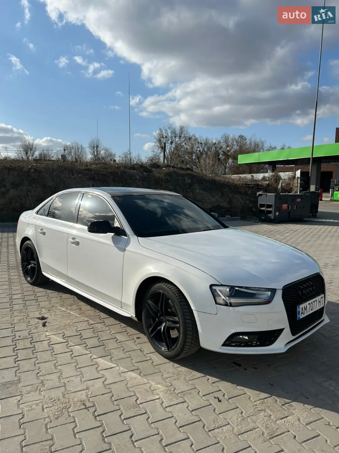 2013 Audi A4 - мініатюра 2