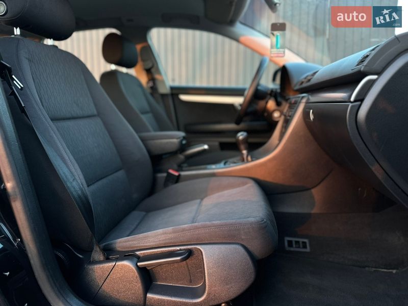 Седан Audi A4 2006 в Виннице